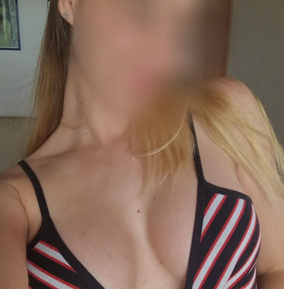 Sanne, 24