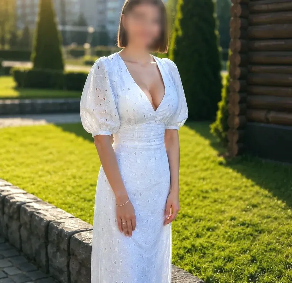 Tess, 26